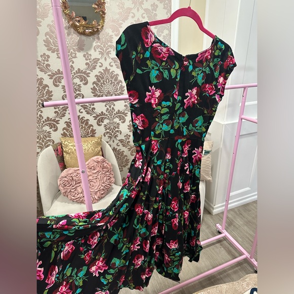 Signature Hourglass Dress by The Pretty Dress Company - Picture 3 of 11